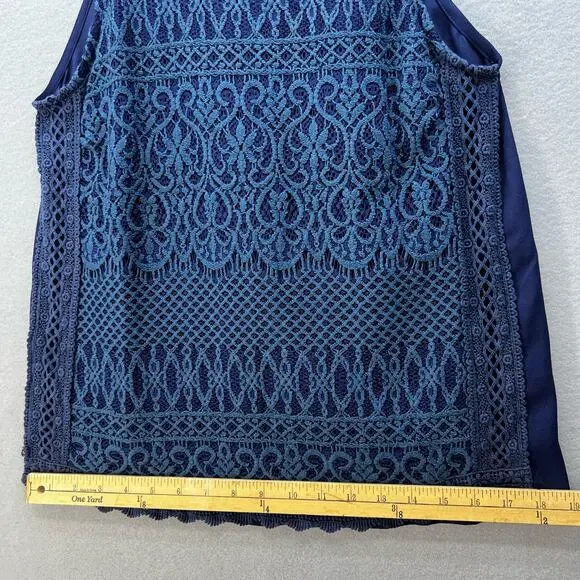 Miss Me Tank Top Women's Size Small Teal Blue Crochet Button Up Back Western - Picture 6 of 9